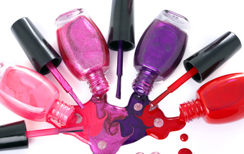 Prepara tu propio esmalte de uñas - Kebuena