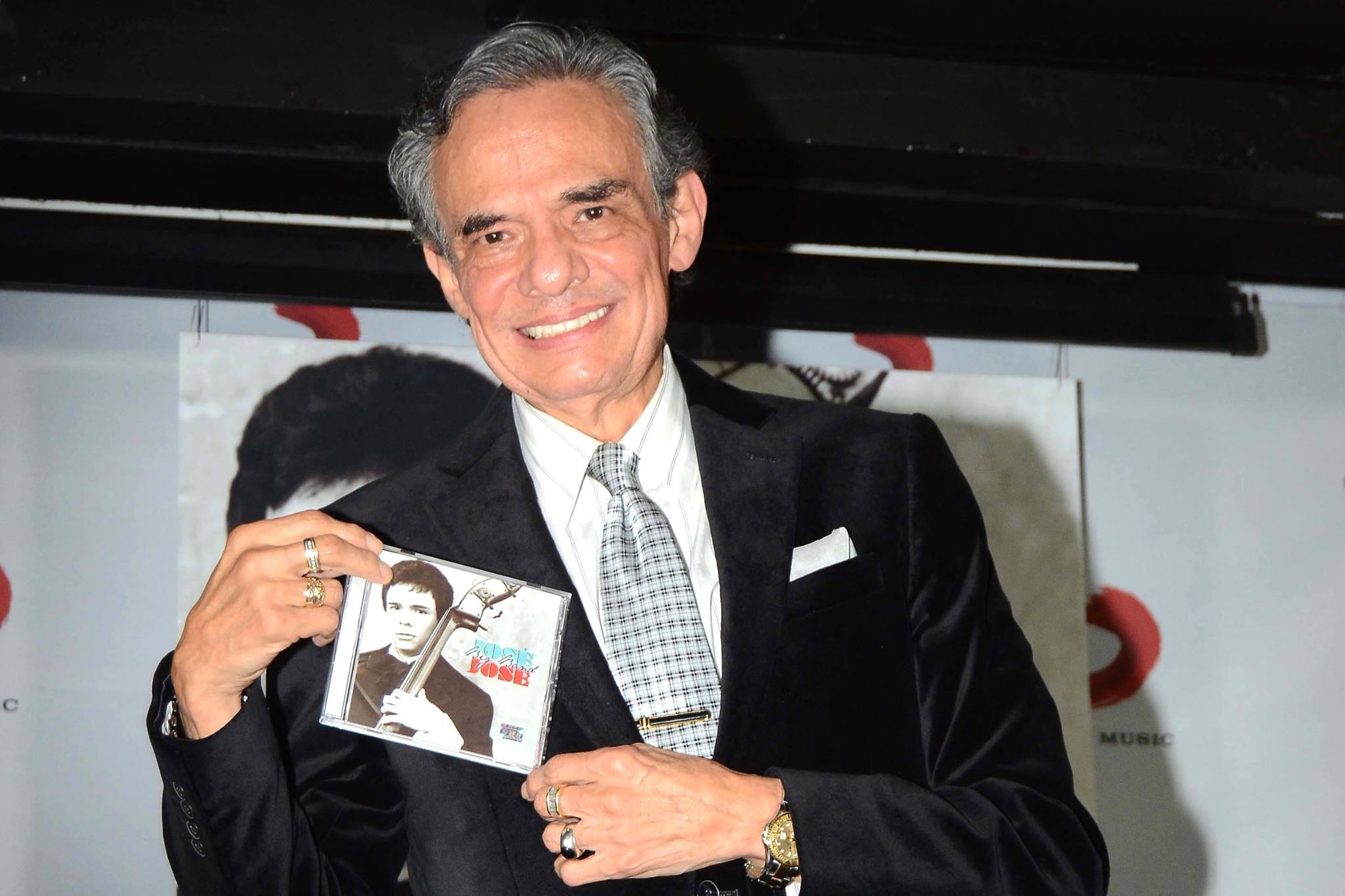 ¡José José regresa con mejor voz que nunca! Kebuena