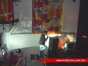 Víctor García en el acústico de la KEBUENA en HARD ROCK LIVE