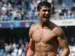Cristiano-Ronaldo-sin-camiseta-partido