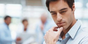 empresario-pensando