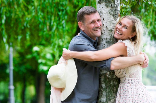 pros-contras-relacion-mayor-1