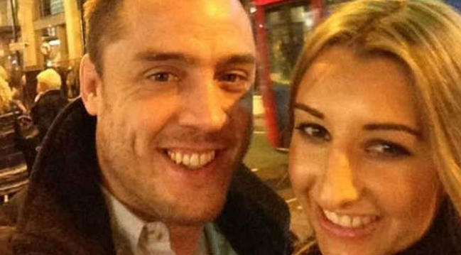 Hombre pone en venta a su esposa en Internet - Kebuena