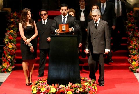 juan_gabriel-ivan_aguilera-bellas_artes-cenizas_MILIMA20160905_0437_11