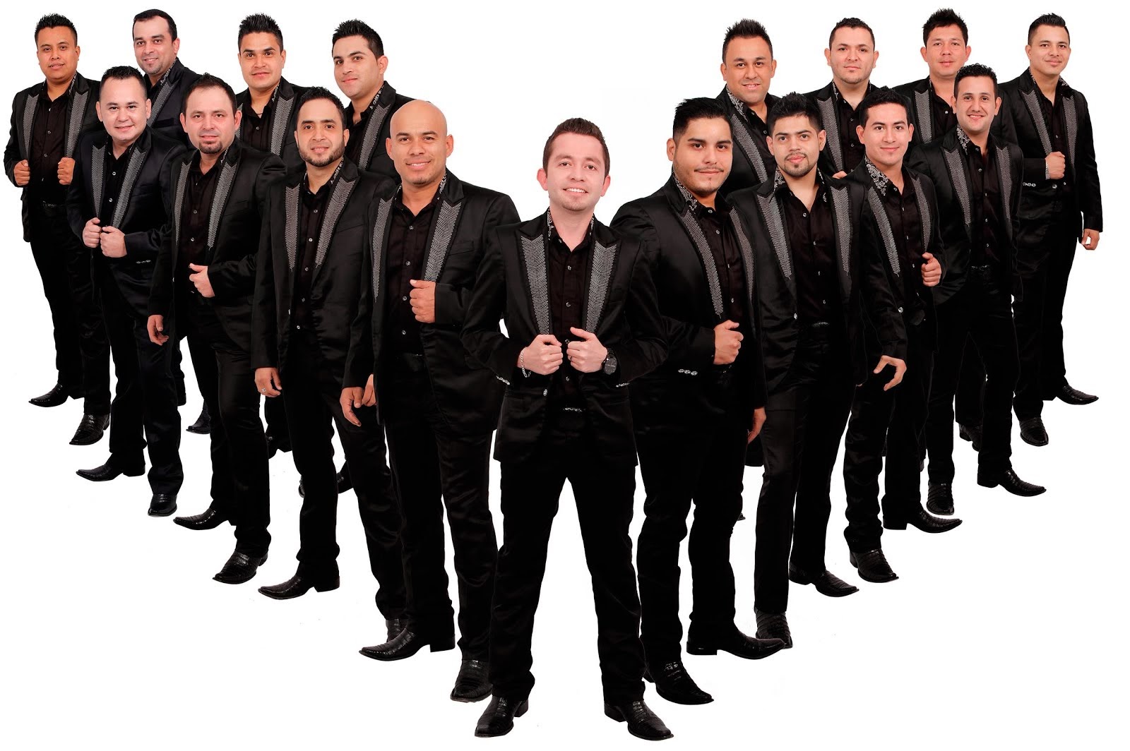La Adictiva ayuda a... Kebuena