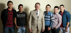 La Arrolladora Banda el Limón