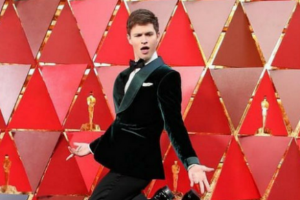  Violetta Komyshan enseñó de más a causa de la transparencia de su vestido.