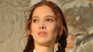 La actriz Adela Noriega ha sufrido un cambio de apariencia en su rostro desde que comenzó su carrera y ha llamado la atención de la gente y los medios.