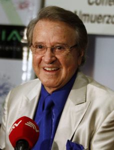 Quico, uno de los personajes del programa "El Chavo del 8", no regresará y así explica su despedida el actor Carlos Villagrán.