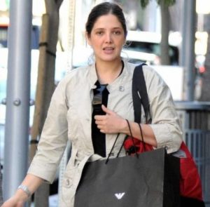 Diferentes medios de comunicación aseguran que hay una fuerte razón por la que Adela Noriega no regresa a la televisión.