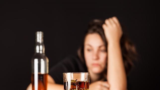 tiene un problema con alcohol o drogas