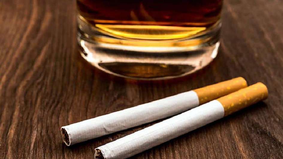 ¿ A cuántos cigarros equivale tomarse una botella de alcohol ?