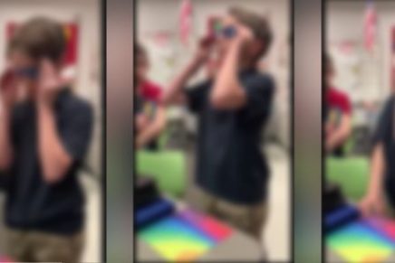 Su amigo le dio un bonito detalle y esta fue la emotiva reacción