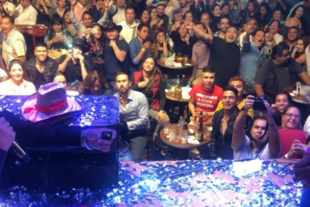 Pedida de mano en el Verano Fest de la Ke Buena con Edwin Luna