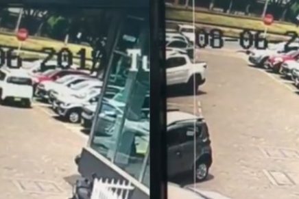 hombre chocó su auto