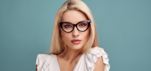 mujeres-lentes-atractivas