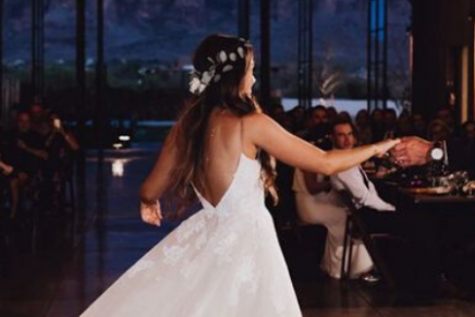 Novia les pide 50 dólares a sus invitados para entrar a su boda