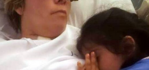 Estuvo en coma un mes y despertó al escuchar llorar a su hija