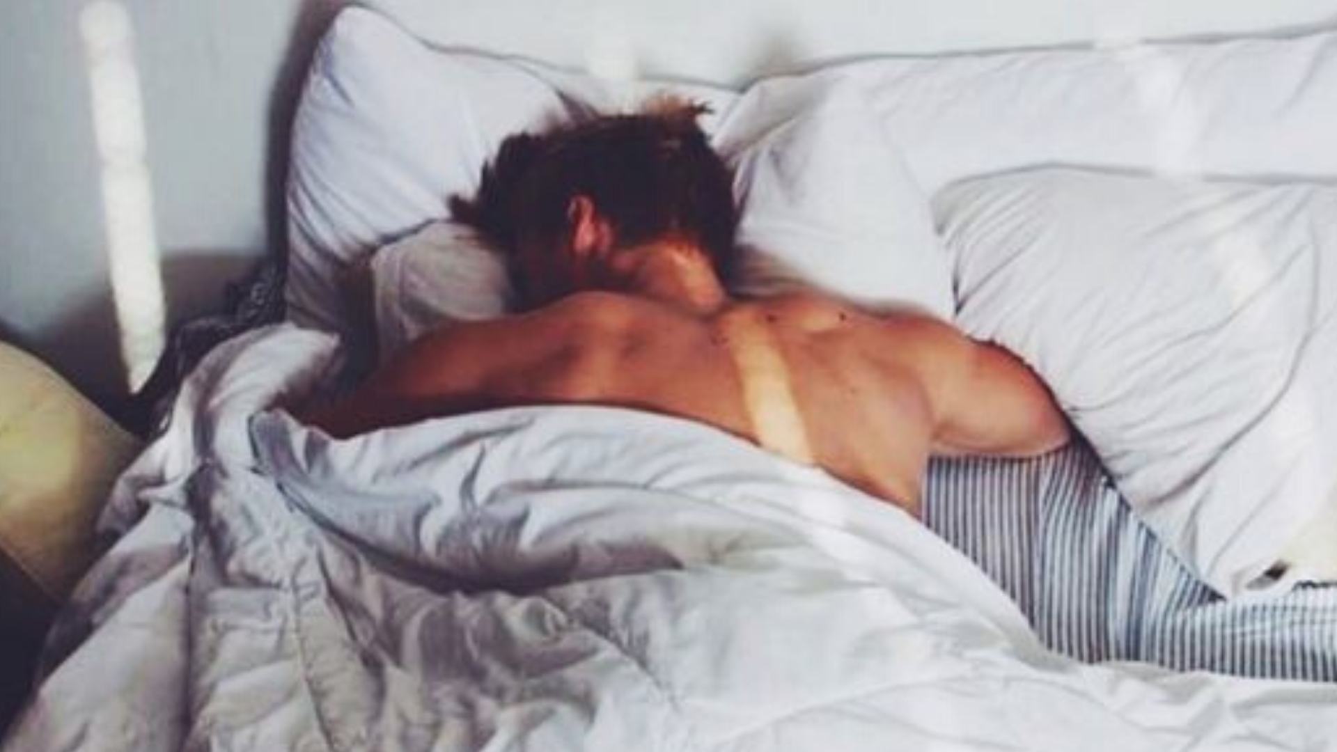 ¿Cómo poder dormir mejor en tiempo de cuarentena?