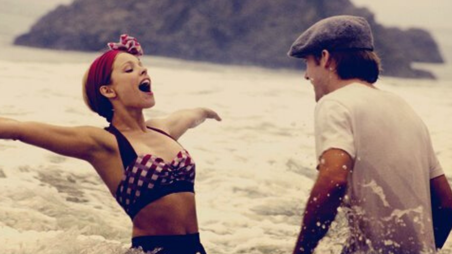 Las mujeres son más felices con novios que "adivinan" que están tristes