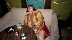 dos-anos-de-vida-son-los-que-pasa-crudo-el-humano-promedio