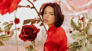 Ángela Aguilar presume a su "bebé" nombrado por su abuelita Flor Silvestre