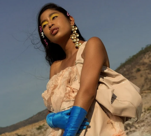 Karen Vega, primer modelo oaxaqueña en la portada de famosa revista