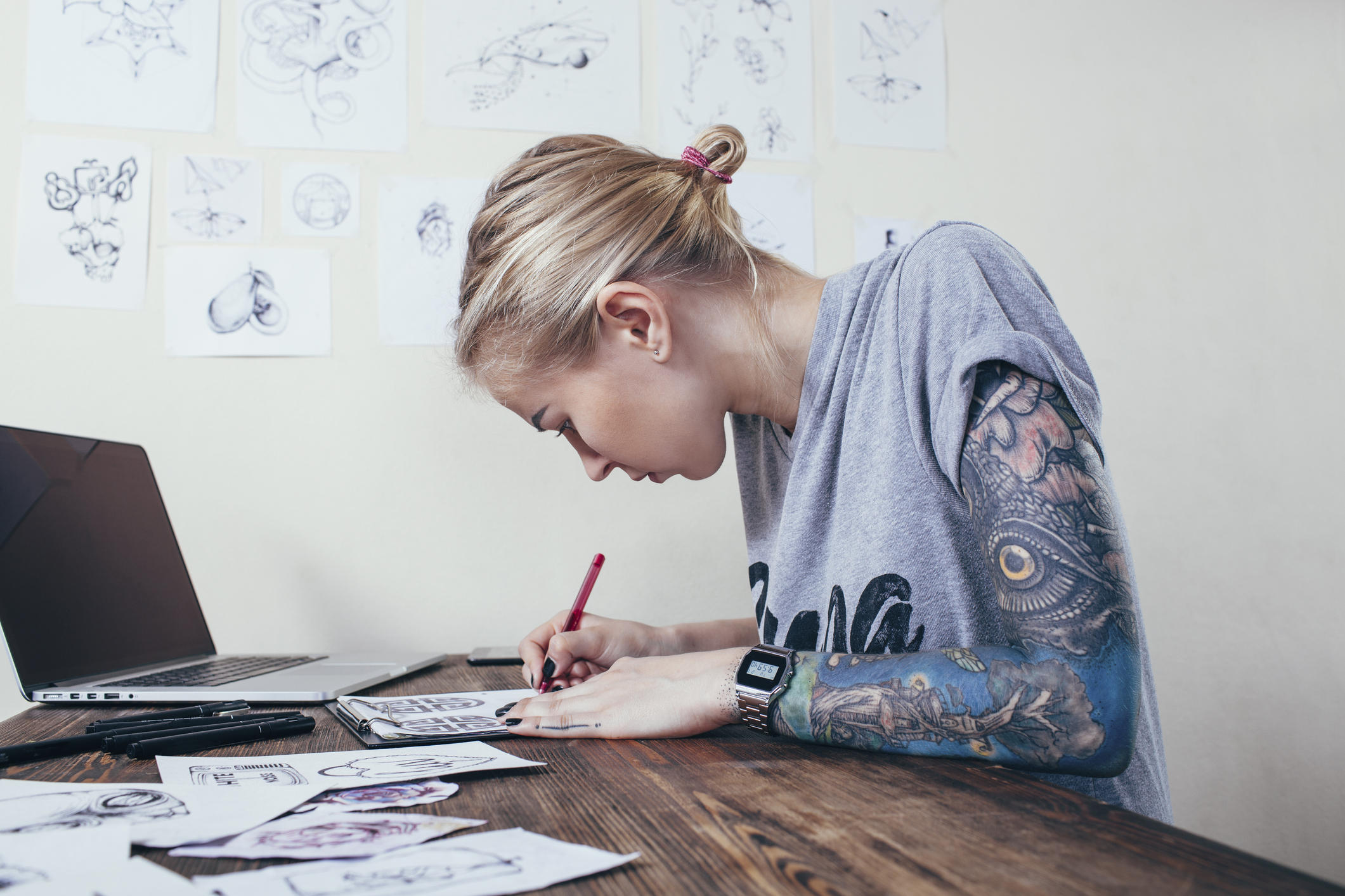 las-mujeres-con-tatuajes-son-mas-atractivas-de-acuerdo-a-un-estudio