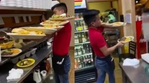 mesero-se-vuelve-viral-en-tiktok-por-la-forma-en-que-carga-los-platos