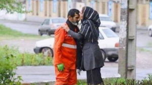 Chica presume a su padre barrendero demostrando lo orgullosa que está