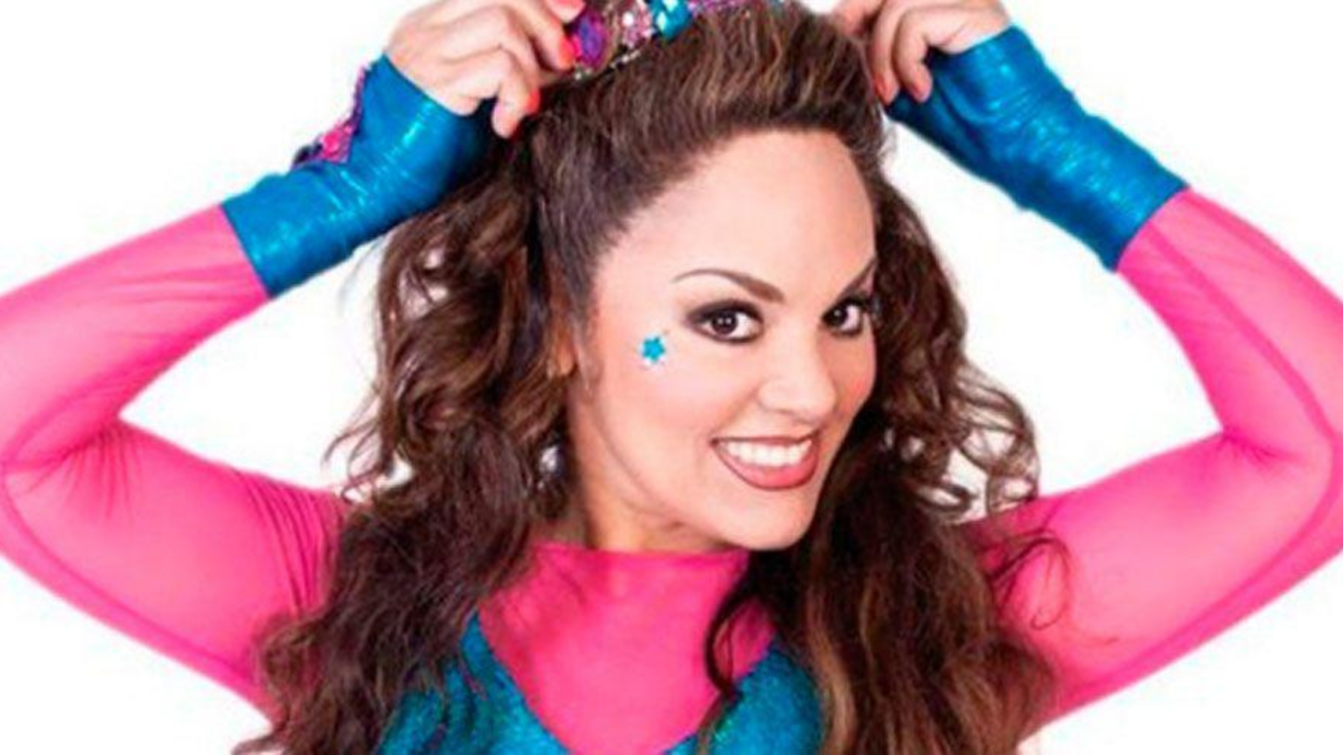 Tatiana luce muy guapa en traje de baño a sus 51 primaveras Tatiana luce muy guapa en traje de baño a sus 51 primaveras