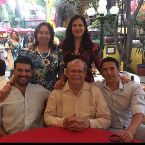 La actriz Arleth Terán está de luto por la pérdida de su padre