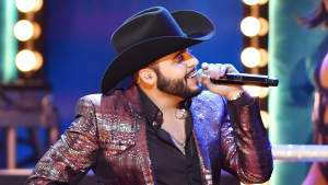 Gerardo Ortiz estrena su nuevo álbum "décimo aniversario"