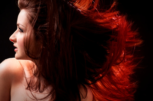 Tiñe tu cabello de rojo con betabel con esta recomendación