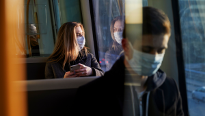 Viene una nueva pandemia, alertan europeos ante variante británica