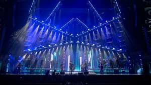 Julión Álvarez "El rey de la taquilla" se convierte en el "Rey del streaming"