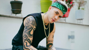 Juan de Dios Pantoja así presentó a su hermanita de 4 meses