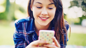 Así puedes salir de los grupos de whatsApp sin que se den cuenta