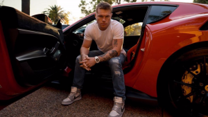 Canelo Álvarez abrirá gasolineras en México y así se llamarán