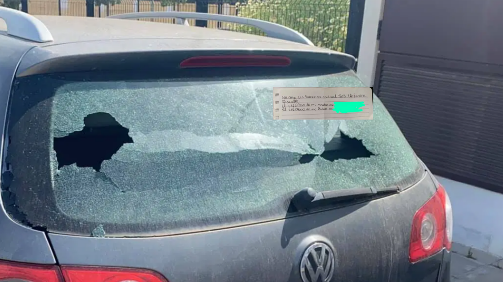 Niño pidió perdón con un post en el carro que le rompió el vidrió