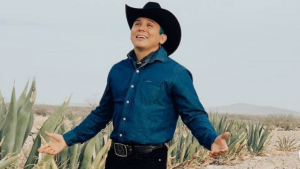 Edwin Luna y la Trakalosa de Monterrey lanzan nueva canción para la ex