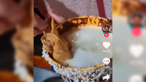 micheladas con tacos dorados