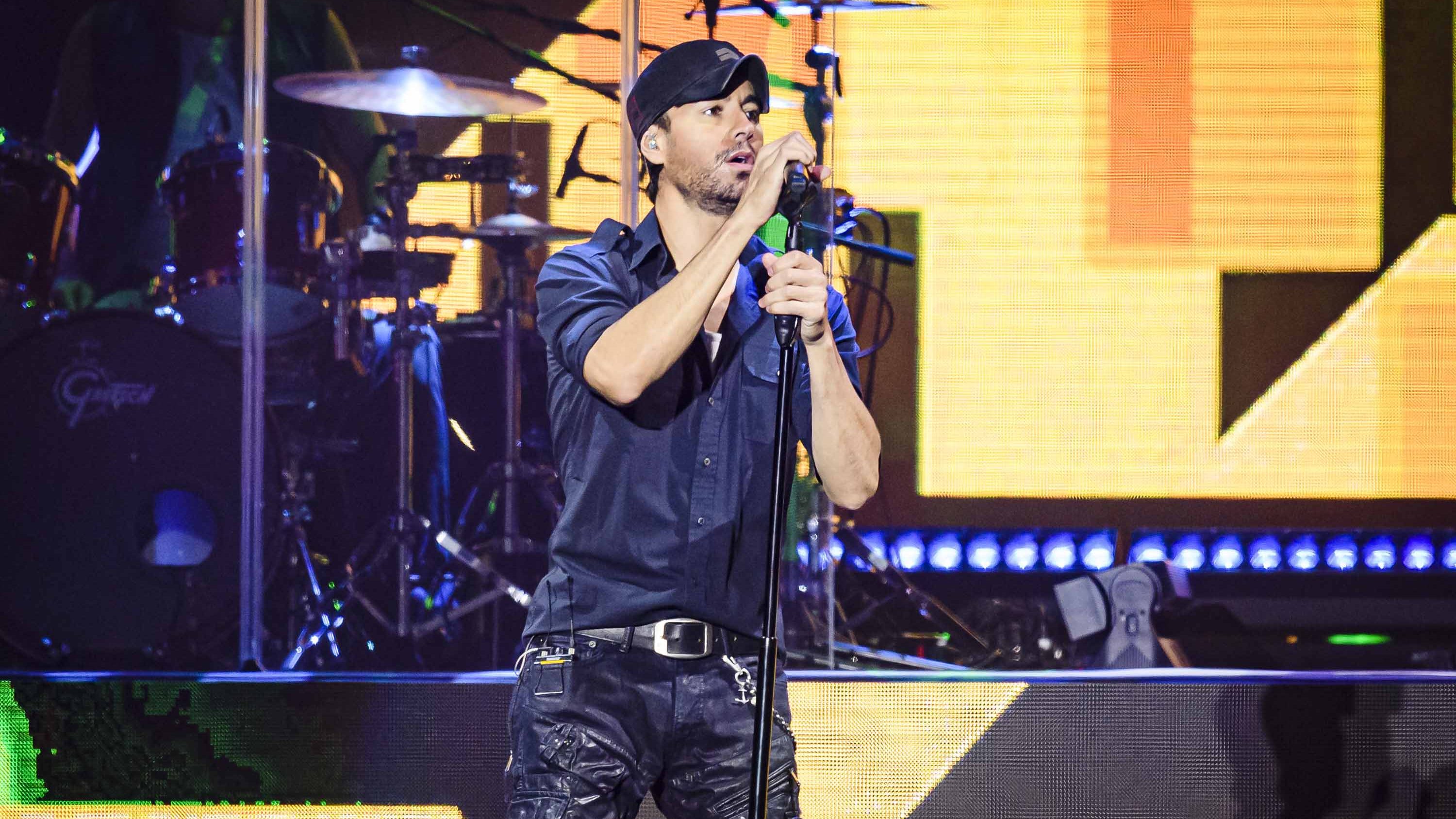 Enrique Iglesias regala un viaje a Las Vegas para su concierto y