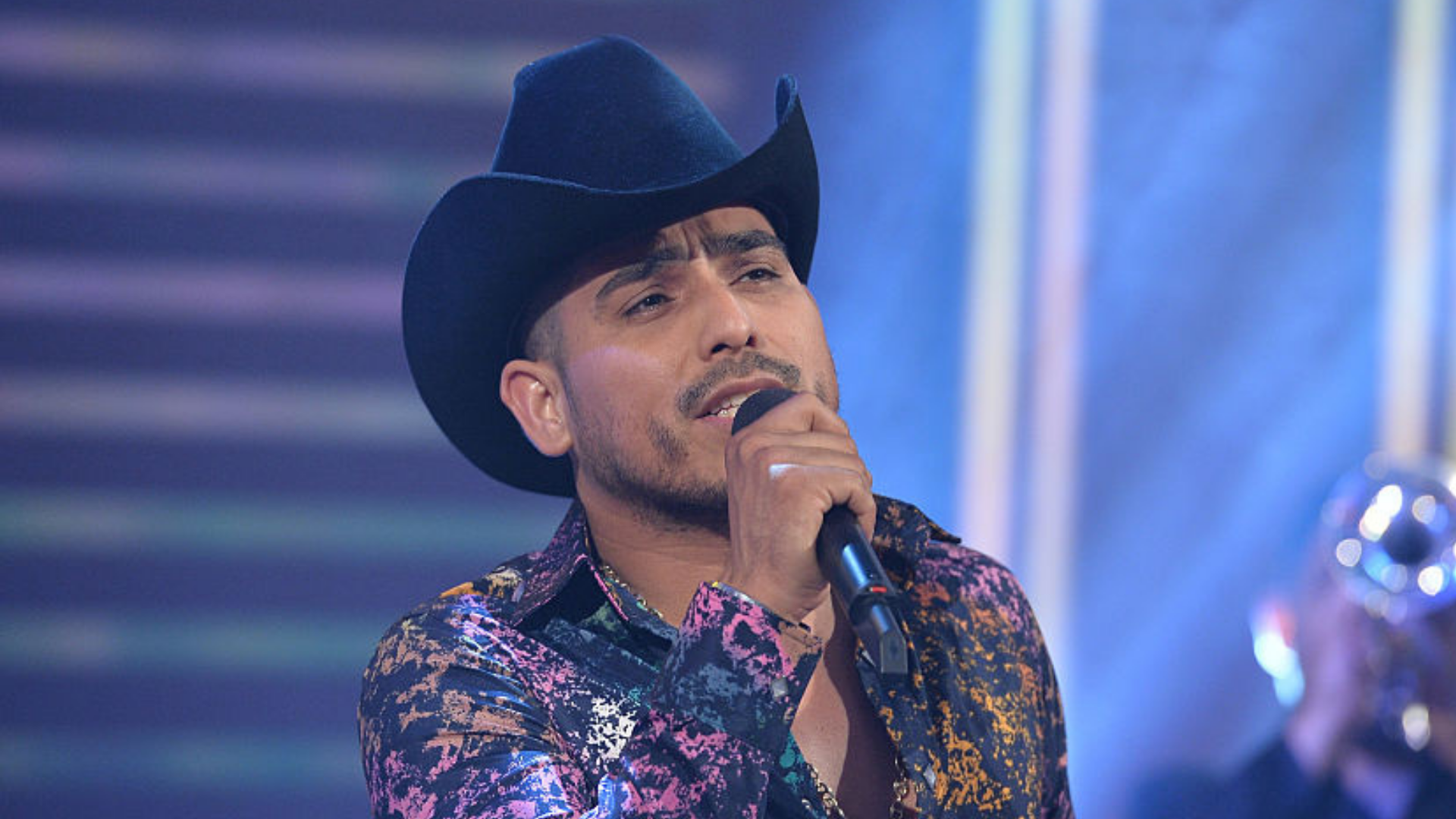 Espinoza Paz Estos son los éxitos de Espinoza Paz que no conocías en colaboraciones