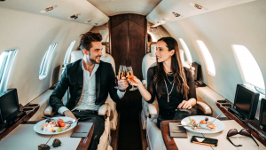 Si no has encontrado al amor de tu vida, lo podrás encontrar en un avión