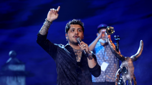 Abuchean a Christian Nodal en su concierto ¿Por Beli?