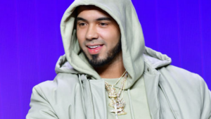 Anuel AA avienta hielo a la cara de un Dj por poner la canción de Karol G