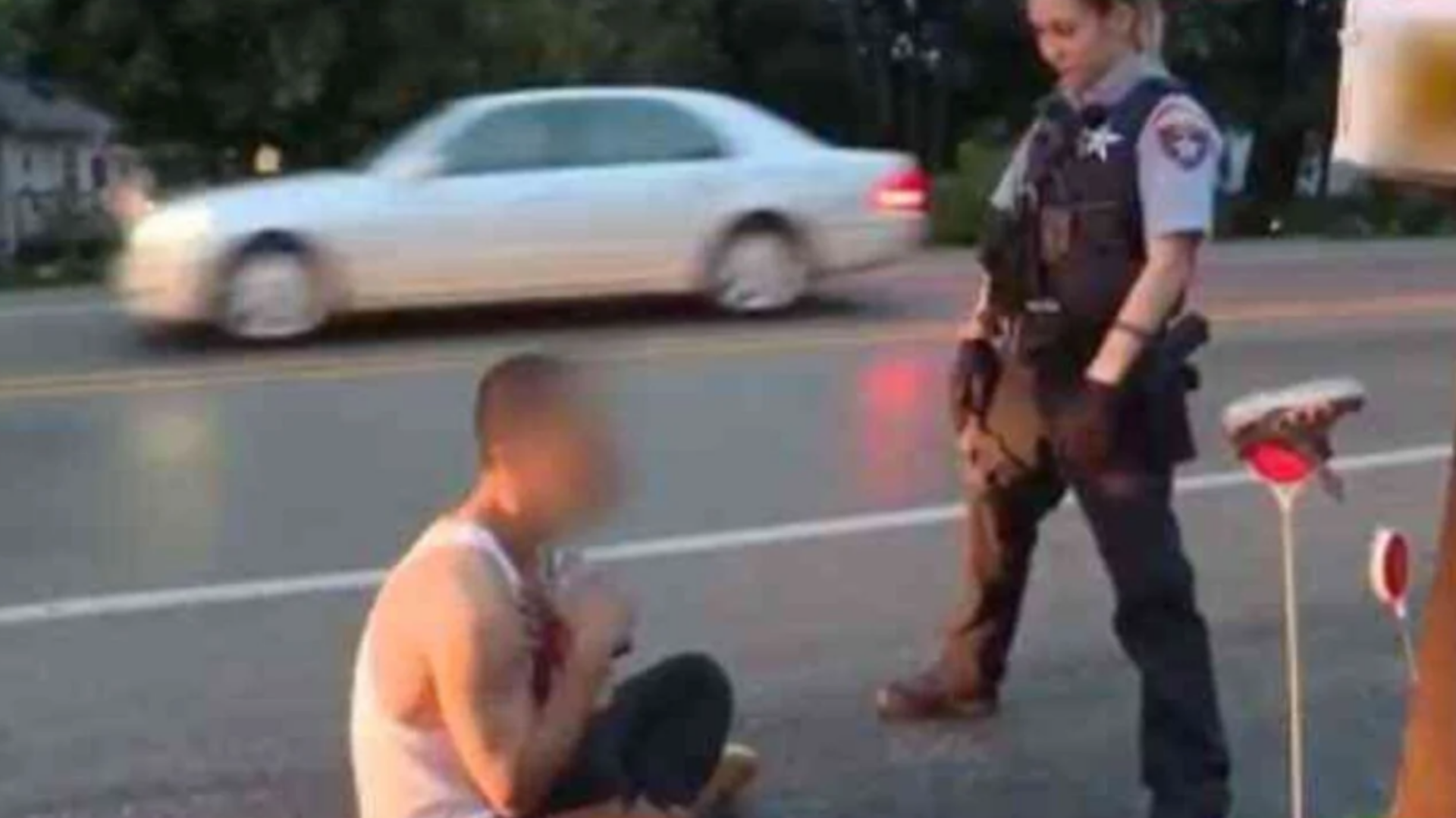 Pensaban que está borracho y lloraba porque su esposa le puso el cuerno