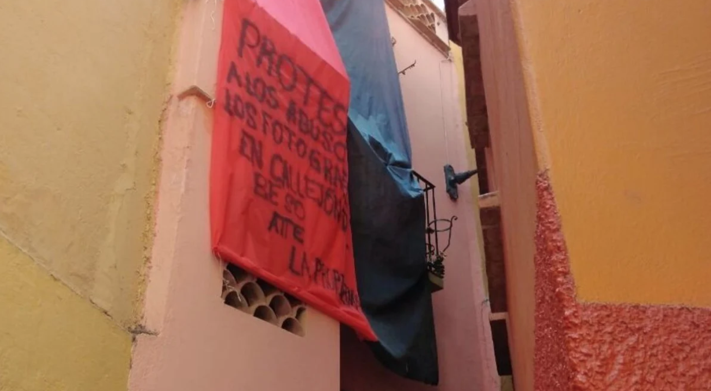 El Callejón del Beso se cierra por primera vez después de 27 años