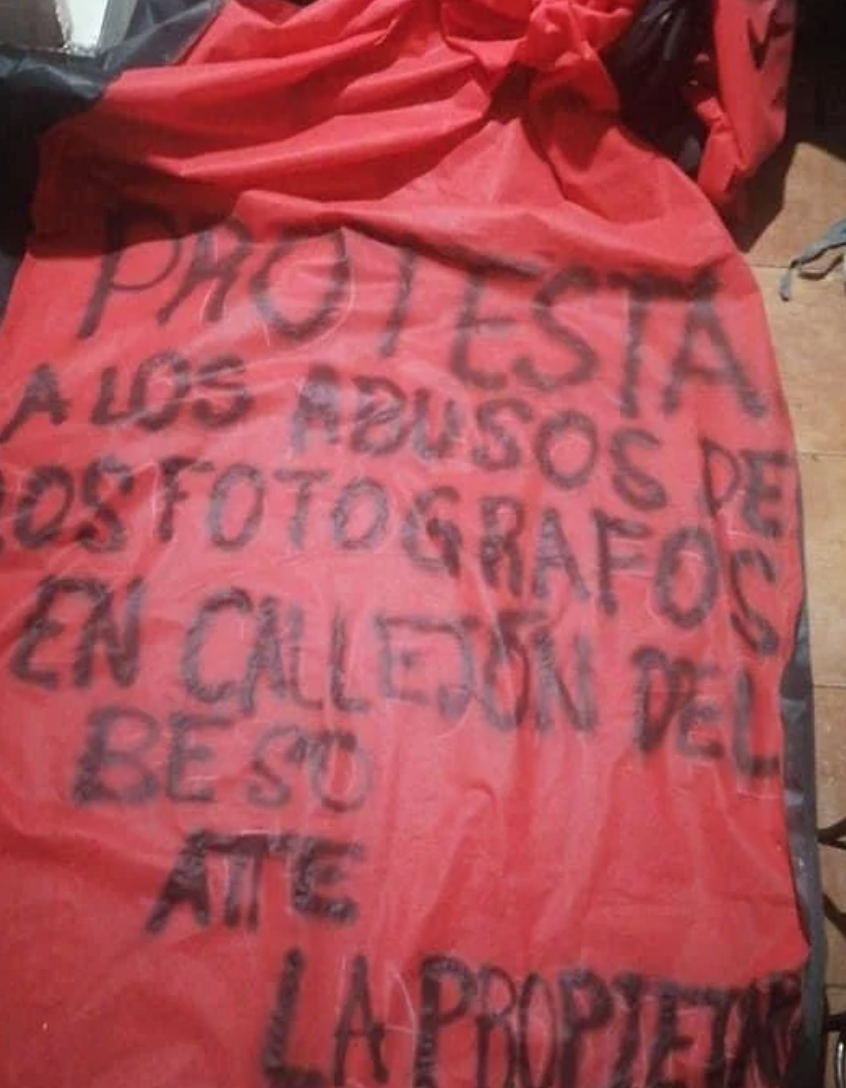 El Callejón del Beso se cierra por primera vez después de 27 años